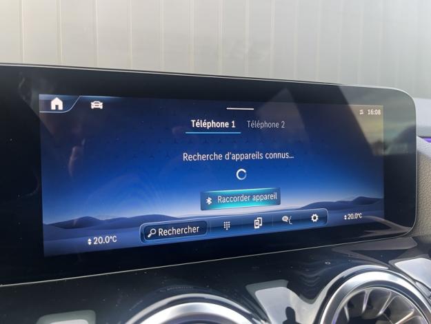 MERCEDES-BENZ GLA 200 d AMG Line  