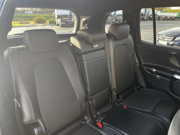 MERCEDES-BENZ GLB 200 d Business Line  