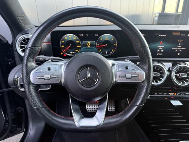 MERCEDES-BENZ Classe A 180 d AMG Line  