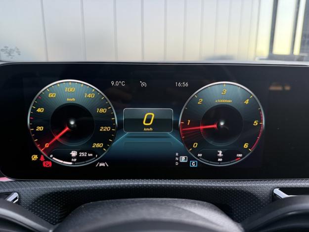 MERCEDES-BENZ Classe A 180 d AMG Line  