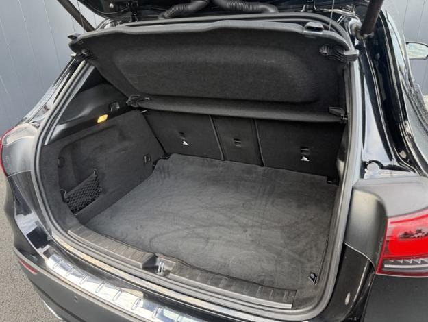 MERCEDES-BENZ GLA 200 d AMG Line  