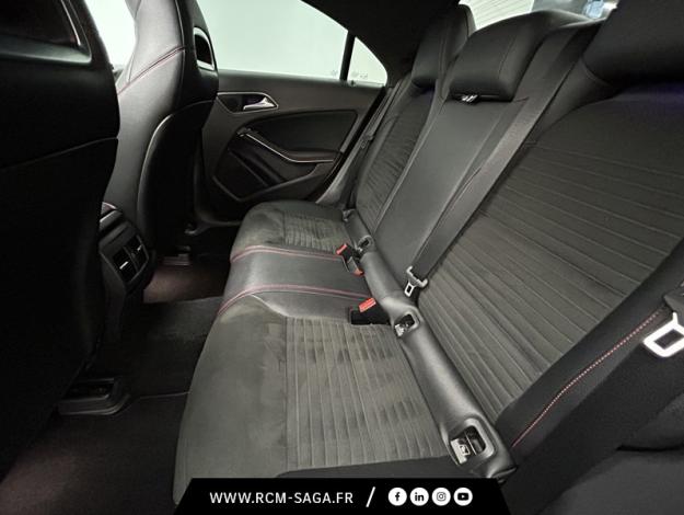 MERCEDES-BENZ CLA Coupé CLA 180 d Coupé Fascination  