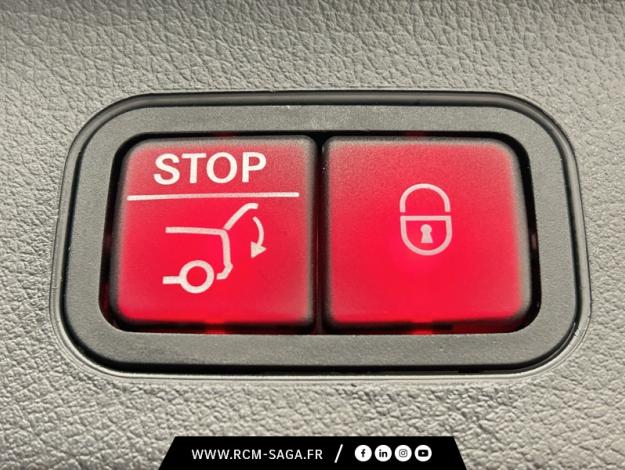 MERCEDES-BENZ GLA 200 d AMG Line  