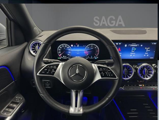 MERCEDES-BENZ GLA 180 d Luxury Line  