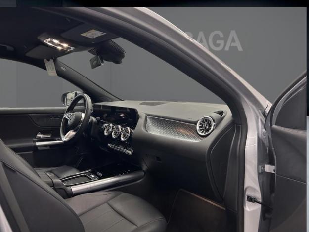 MERCEDES-BENZ GLA 180 d Luxury Line  