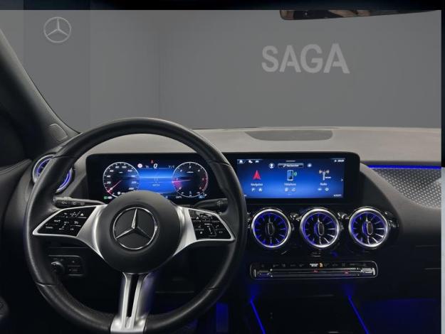 MERCEDES-BENZ GLA 180 d Luxury Line  
