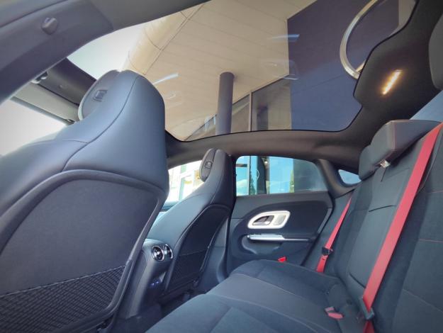 MERCEDES-BENZ CLA Coupé CLA 200 AMG Line  CLA 200 AMG Line