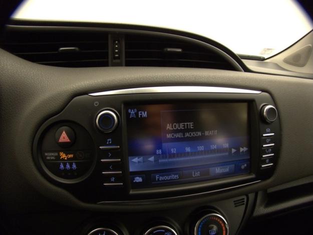 TOYOTA Yaris 70 VVT-i France  