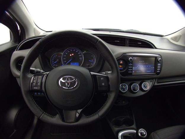 TOYOTA Yaris 70 VVT-i France  