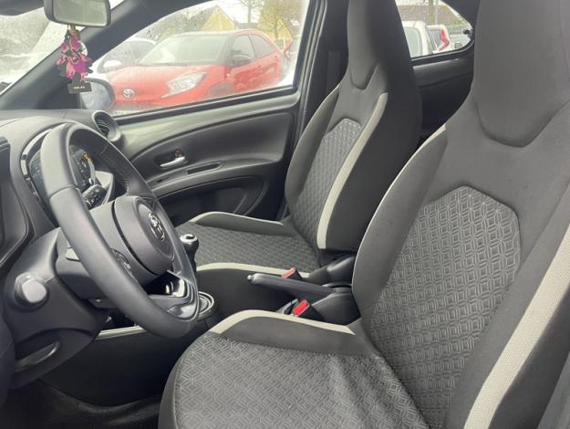TOYOTA Aygo X 1.0 VVT-i 72 Design  