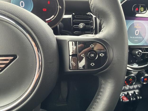 MINI Mini Cooper Edition Premium 136 ch BVA7  1.5 136 ch