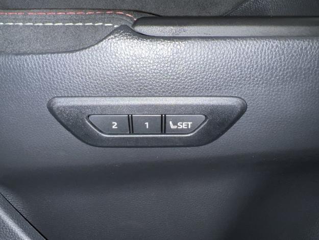 TOYOTA C-HR 1.8L 140 GRS PACK TECHNO MY26  1.8L 140 GRS PACK TECHNO MY26