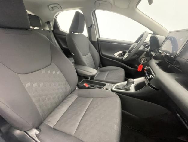 TOYOTA Yaris 116h Dynamic  