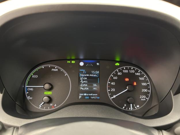 TOYOTA Yaris 116h Dynamic  