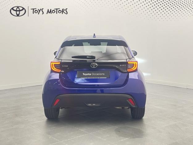 TOYOTA Yaris 116h Design  