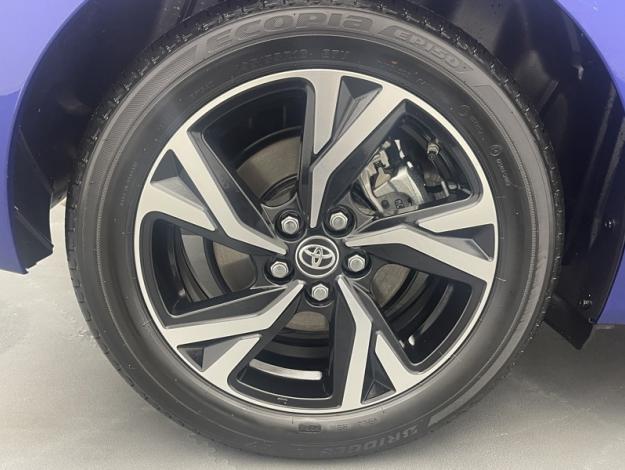 TOYOTA Yaris 116h Design  