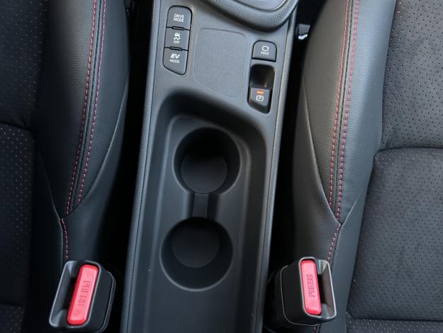 TOYOTA Yaris Hybride 130h GR SPORT  YARIS HYBRIDE HATCHBACK 5P 130H GR SPORT 