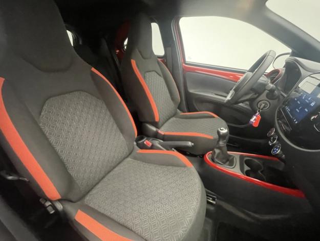 TOYOTA Aygo X 1.0 VVT-i 72 Design  