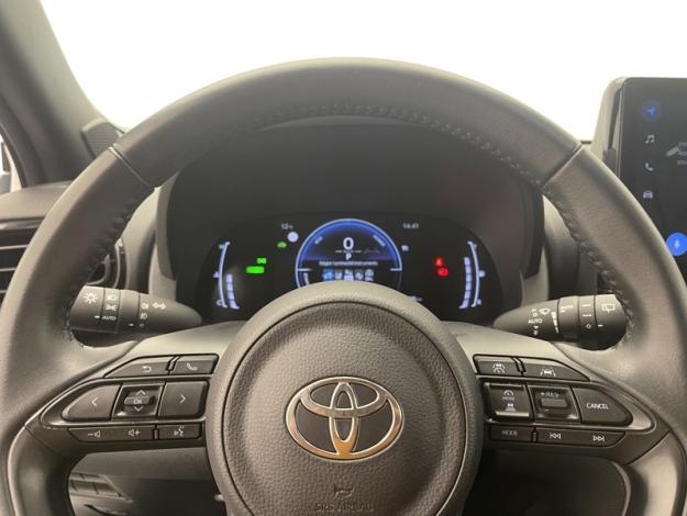 TOYOTA Yaris Cross 1.5 130H DESIGN   PACK CARGO 