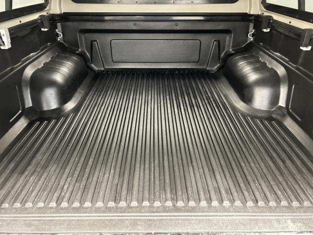 TOYOTA Hilux 4WD 3.0 D-4D Double Cabine Légende BVA  