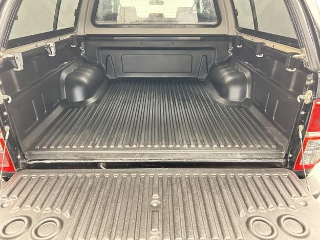 TOYOTA Hilux 4WD 3.0 D-4D Double Cabine Légende BVA  