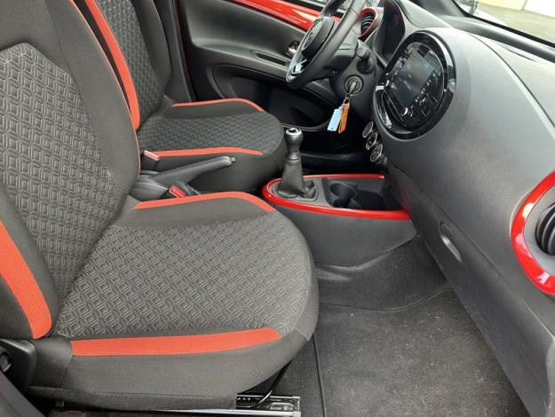 TOYOTA Aygo X 1.0 VVT-i 72 Design   