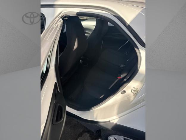 TOYOTA Aygo X Active Business   