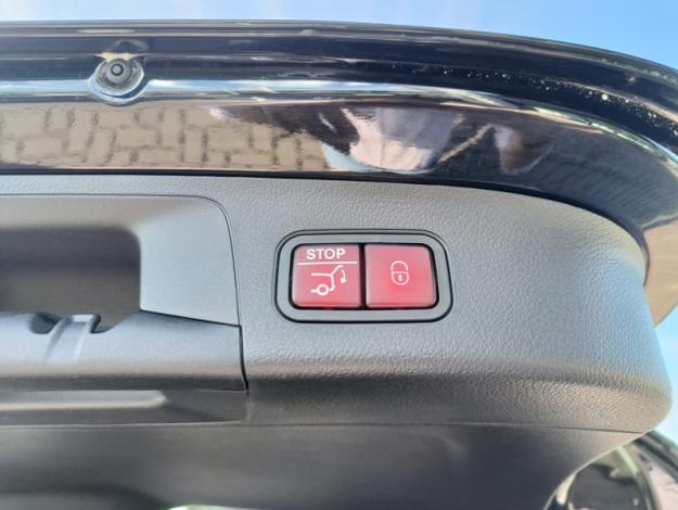 MERCEDES-BENZ GLA-Klasse GLA 180 Off-Roader