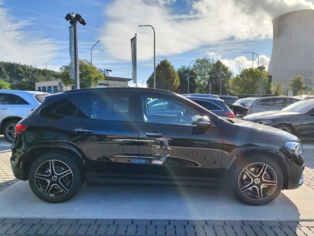 MERCEDES-BENZ GLA-Klasse GLA 180 Off-Roader