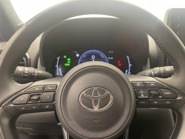 TOYOTA Yaris Cross 1.5 130H DESIGN   