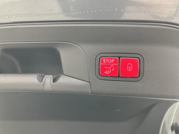 MERCEDES-BENZ GLC Coupé GLC 300e 4MATIC Coupé AMG Line  