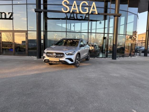 MERCEDES-BENZ GLA 180 d Progressive Line  GLA 180 d Progressive Line