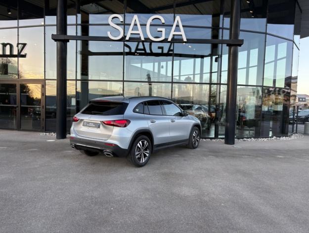 MERCEDES-BENZ GLA 180 d Progressive Line  GLA 180 d Progressive Line