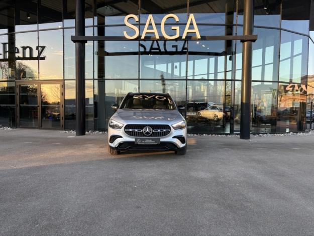 MERCEDES-BENZ GLA 180 d Progressive Line  GLA 180 d Progressive Line