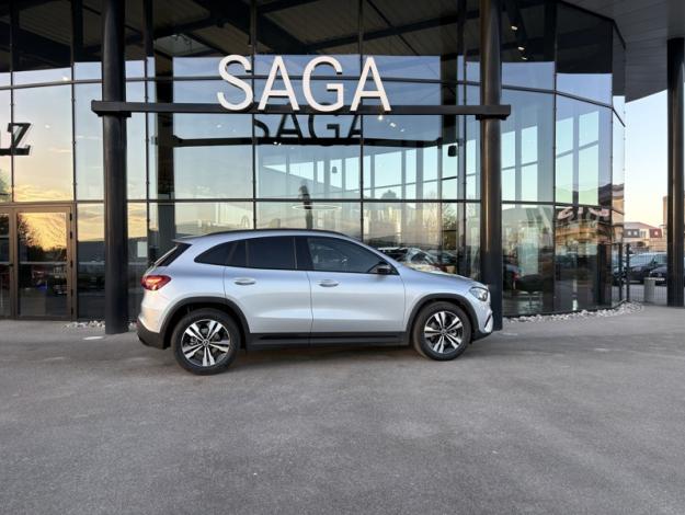 MERCEDES-BENZ GLA 180 d Progressive Line  GLA 180 d Progressive Line