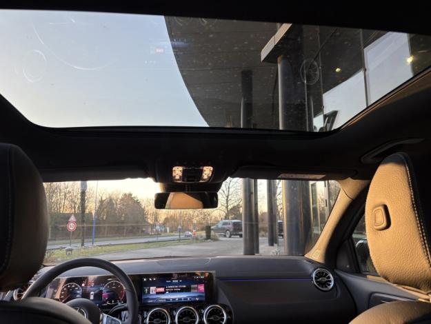 MERCEDES-BENZ GLA 180 d Progressive Line  GLA 180 d Progressive Line