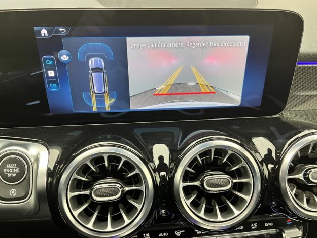 MERCEDES-BENZ GLB 200 d AMG Line  