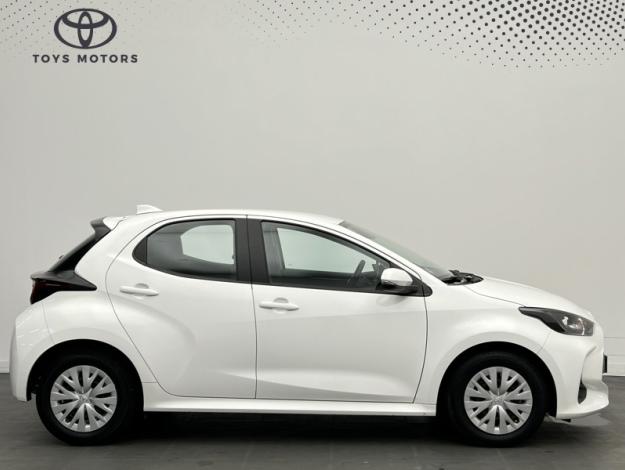 TOYOTA Yaris 116h Dynamic  