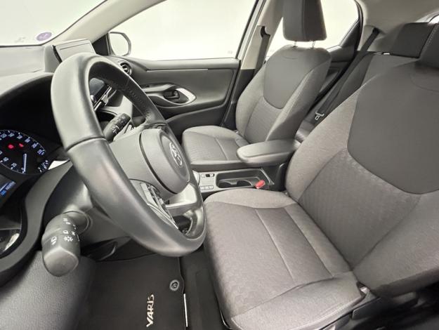 TOYOTA Yaris 116h Dynamic  