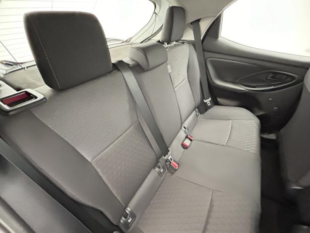 TOYOTA Yaris 116h Dynamic  