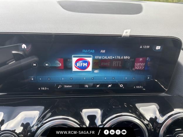 MERCEDES-BENZ GLA 200 d AMG Line  GLA 200 d AMG Line