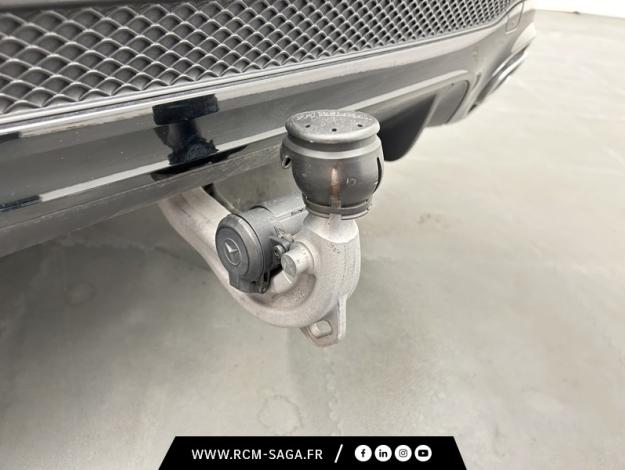 MERCEDES-BENZ GLB 200 d AMG Line  