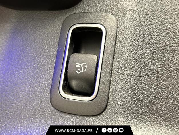 MERCEDES-BENZ GLB 200 d AMG Line  