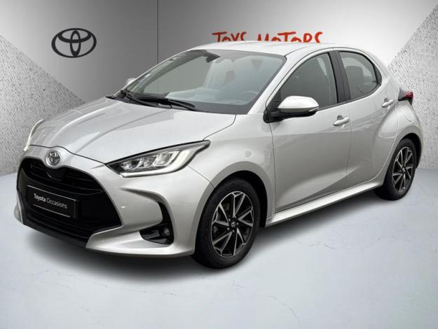 TOYOTA Yaris 120 Design  