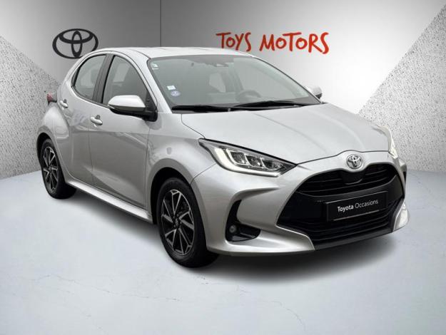 TOYOTA Yaris 120 Design  