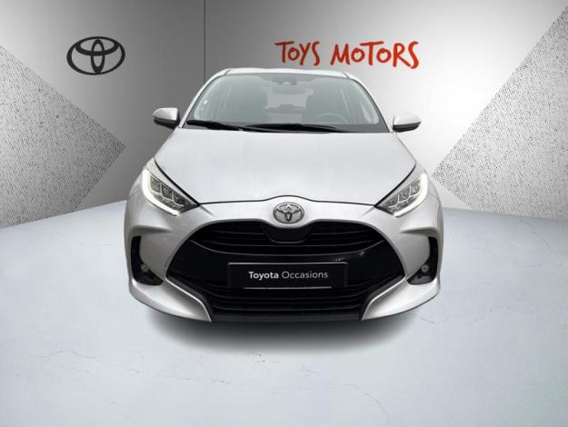 TOYOTA Yaris 120 Design  