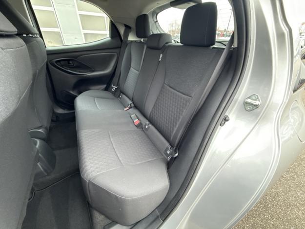 TOYOTA Yaris 120 Design  