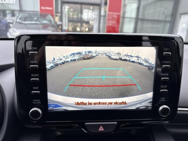 TOYOTA Yaris 120 Design  