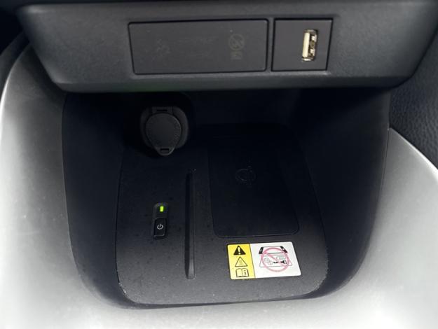 TOYOTA Yaris 120 Design  