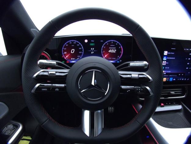 MERCEDES-BENZ CLA Coupé CLA 200 AMG Line  CLA 200 AMG Line